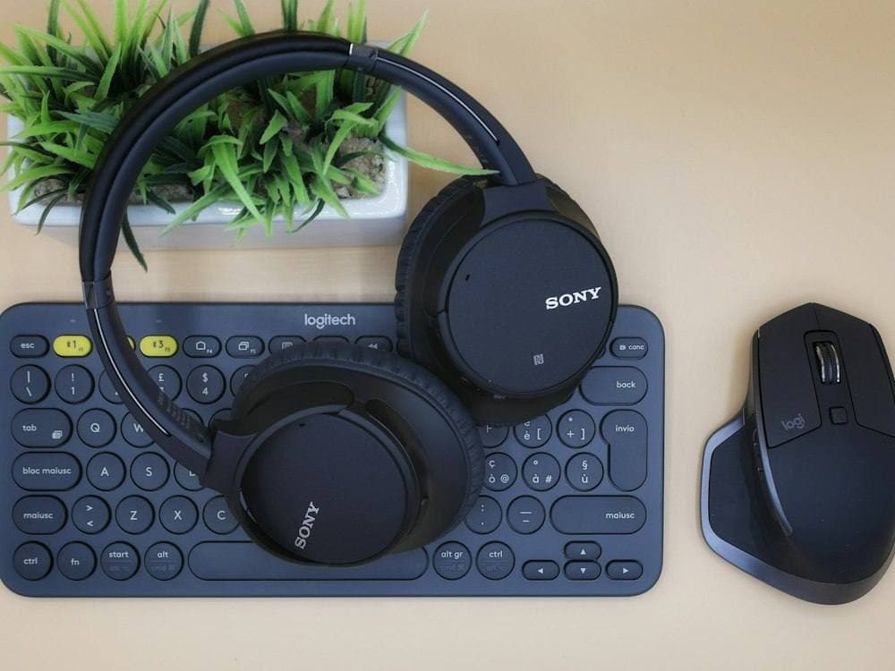 Logitech G102 LIGHTSYNC Gaming Mouse