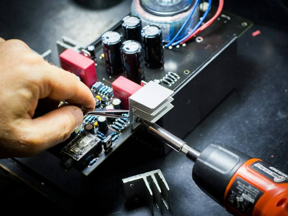 Motherboard & Chip-Level Repair